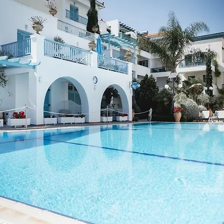 Aparthotel Nikis Village 3*
