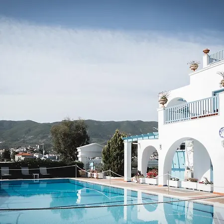 Aparthotel Nikis Village