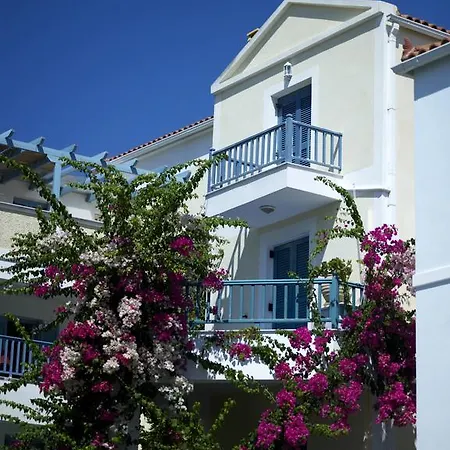 Aparthotel Nikis Village Poros Town