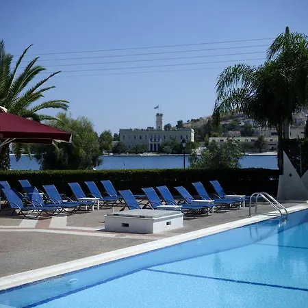 Nikis Village 3* Poros Town