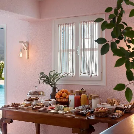 Nikis Village Aparthotel Poros Town