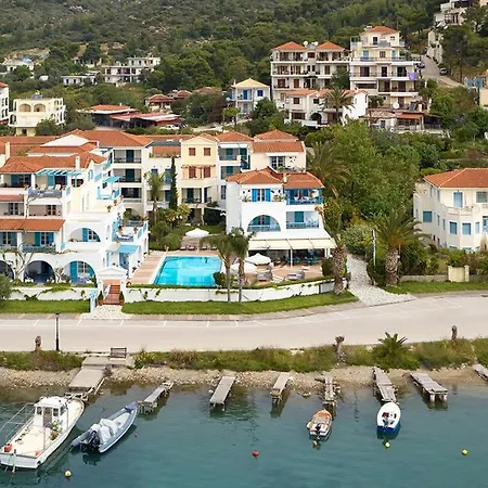 Nikis Village Aparthotel
